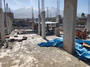 Excelente Oportunidad De Inversión Proyecto Para Hotel En Cerro Colorado
