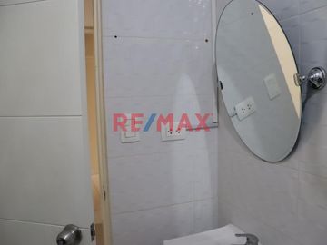 Se Alquila Departamento Con Cochera Primer Piso