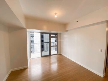 For Sale: Park Triangle Residences 2-BEDROOM Condo by Alveo Land in BGC Taguig near Uptown Market Market Serendra