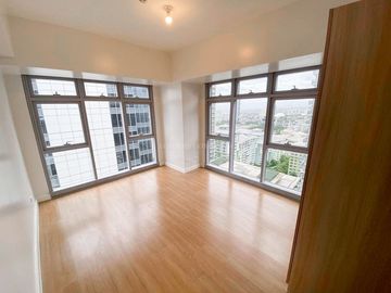 For Sale: Park Triangle Residences 2-BEDROOM Condo by Alveo Land in BGC Taguig near Uptown Market Market Serendra