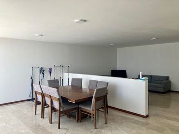 Vive la Plenitud en Zona Plateada: Residencia de Vanguardia al Mejor Precio