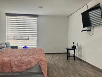 Vive la Plenitud en Zona Plateada: Residencia de Vanguardia al Mejor Precio