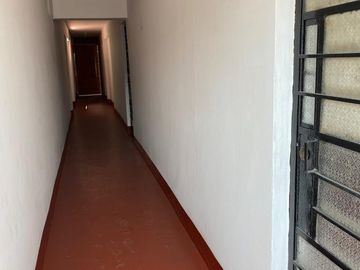 VENDO CASA DE 3 PISOS JIRON AGUA MARINA MZ I LOTE 33 SAN JUAN DE LURIGANCHO