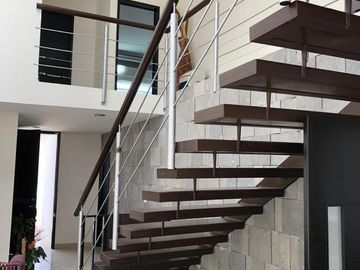 Casa En Venta En Fracc La Excelencia Pachuca Hgo