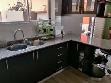Hermosa Casa 4 dormitorios en La Armenia