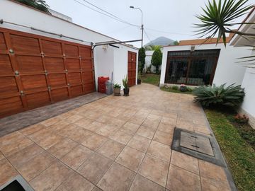 Casa En Venta En Surco Cerca A La Upc Ideal Para Constructoras