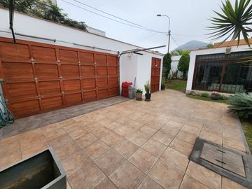 Casa En Venta En Surco Cerca A La Upc Ideal Para Constructoras