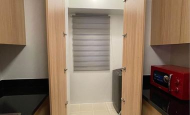 Park Triangle Perfection! For Rent: 1 Bedroom Condominium, with Balcony. Fully Furnished, Brand New Appliances. Strategic Location near ISM, Brent, Bo