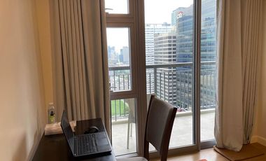 Park Triangle Perfection! For Rent: 1 Bedroom Condominium, with Balcony. Fully Furnished, Brand New Appliances. Strategic Location near ISM, Brent, Bo