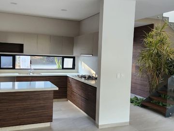 (CRO) CASA EN FRACC. REAL DE TETELA $ 8,750,000