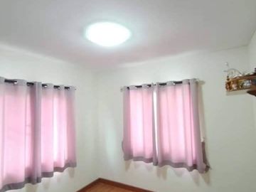 🏡 #Quick sale!! #Twin house, single house style Just connect the roof of the parking lot. #Natawadi Village, Bowina Town 🏡