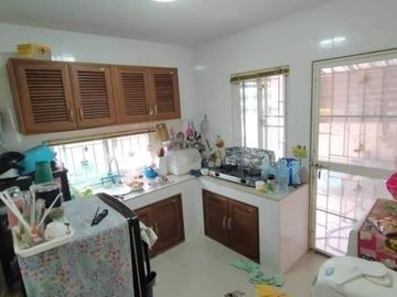 🏡 #Quick sale!! #Twin house, single house style Just connect the roof of the parking lot. #Natawadi Village, Bowina Town 🏡