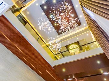 Modern, Luxurious, Brand New 6-Bedroom House For Sale at Multinational Village, Paranaque