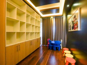 Modern, Luxurious, Brand New 6-Bedroom House For Sale at Multinational Village, Paranaque
