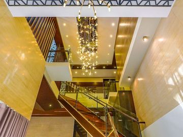 Modern, Luxurious, Brand New 6-Bedroom House For Sale at Multinational Village, Paranaque
