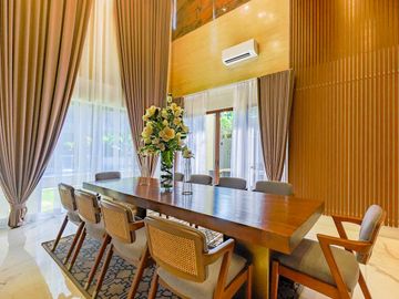 Modern, Luxurious, Brand New 6-Bedroom House For Sale at Multinational Village, Paranaque