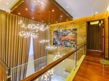 Modern, Luxurious, Brand New 6-Bedroom House For Sale at Multinational Village, Paranaque