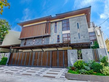 Modern, Luxurious, Brand New 6-Bedroom House For Sale at Multinational Village, Paranaque