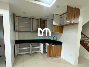 For Sale: 4-Storey Compound Type Townhouse at Brgy. Pinyahan, Quezon City