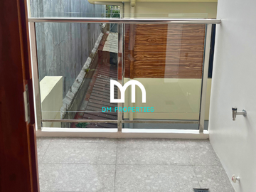 For Sale: 4-Storey Compound Type Townhouse at Brgy. Pinyahan, Quezon City