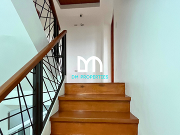 For Sale: 4-Storey Compound Type Townhouse at Brgy. Pinyahan, Quezon City
