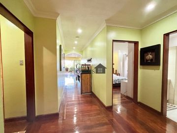 Three Bedrooms Beach Condo Unit in Coral Point