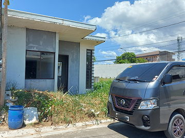 House and lot for sale in Amaia Scapes Laguna Barangay Barandal Calamba City Laguna
