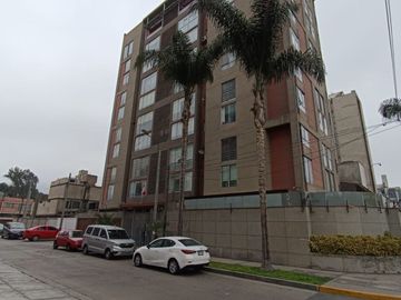MODERNO DEPARTAMENTO DE DOS DORMITORIOS CON VISTA EXTERIOR EN VENTA