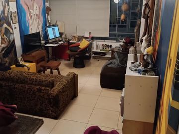 MODERNO DEPARTAMENTO DE DOS DORMITORIOS CON VISTA EXTERIOR EN VENTA