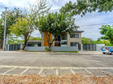 5BR HOUSE & LOT; MANILA SOUTHWOODS - CARMONA, CAVITE
