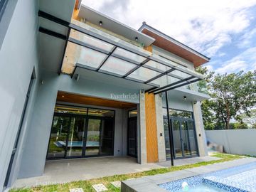 5BR HOUSE & LOT; MANILA SOUTHWOODS - CARMONA, CAVITE