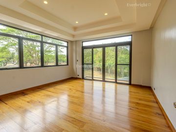 5BR HOUSE & LOT; MANILA SOUTHWOODS - CARMONA, CAVITE