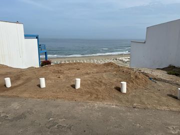 VENTA DE TERRENO EN EXCLUSIVO CONDOMIO LAS LOMAS DEL MAR