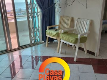 Departamento Frente Al Mar de Venta en Playas Villamil, Zona Central