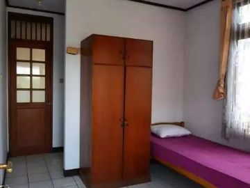 Rumah Kost Wanita Full 19 Pintu, 100 Meter Ke Jalan Raya Pasar Minggu
