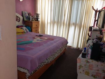 VENDO CASA 2 PLANTAS 4 RECAMARAS, EXCELENTE UBICACIONE, EN VILLA DE LAS FLORES