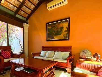 Casa Colonial Calle 10