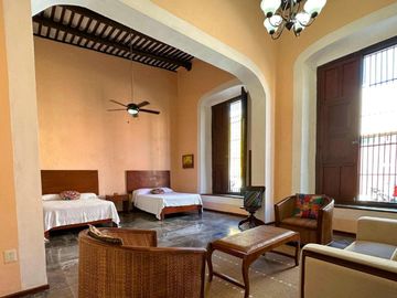 Casa Colonial Calle 10
