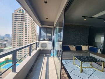 Fully renovated with panoramic view and balcony
