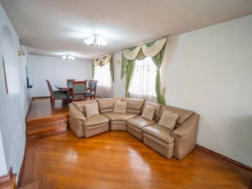 LA MENA 2 CASA DE VENTA