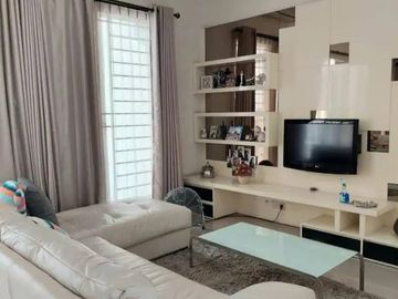 Termurah Rumah Royal Residence Winchester Furnish Depan Taman Paling Murah Surabaya