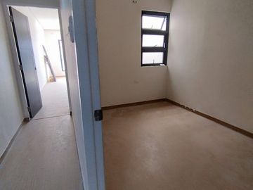 For sale 2 Storey Brand New Townhouse in Visayas Avenue Quezon City PH2808