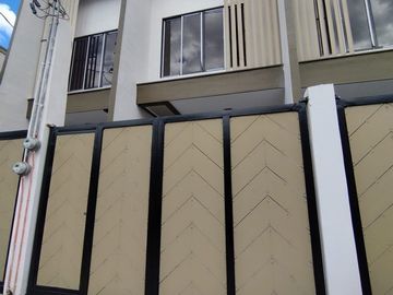 For sale 2 Storey Brand New Townhouse in Visayas Avenue Quezon City PH2808