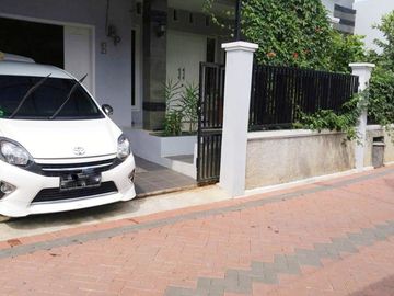 Rumah Dijual di Perumahan Villa Ilhami Karawaci Tangerang Dekat Supermall Karawaci