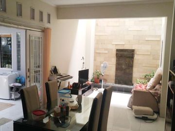 Rumah Dijual di Perumahan Villa Ilhami Karawaci Tangerang Dekat Supermall Karawaci