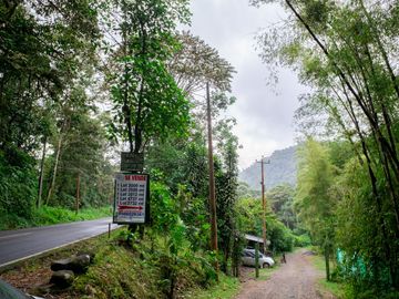 TERRENO MINDO DENTRO DE URBANIZACION, VISTA ESPECTACULAR ,ZONA TURISTICA