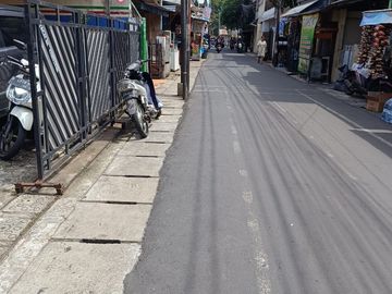 DIJUAL RUMAH USAHA DI JL.KARYA UTAMA GANDARIA UTARA JAKARTA SELATAN