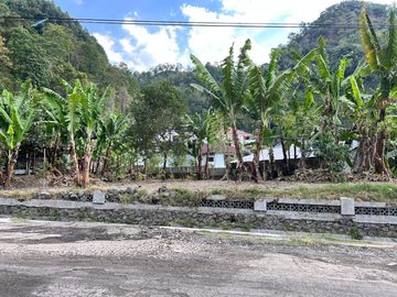 Dijual Tanah Tepi Jl Raya Kemuning - Jenawi Karanganyar