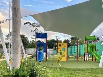 Casa en venta, tipo Townhouse, en Mérida con cochera y piscina | M Dzityá-Puala