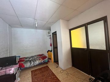 casa rentera de venta en manta zona sur